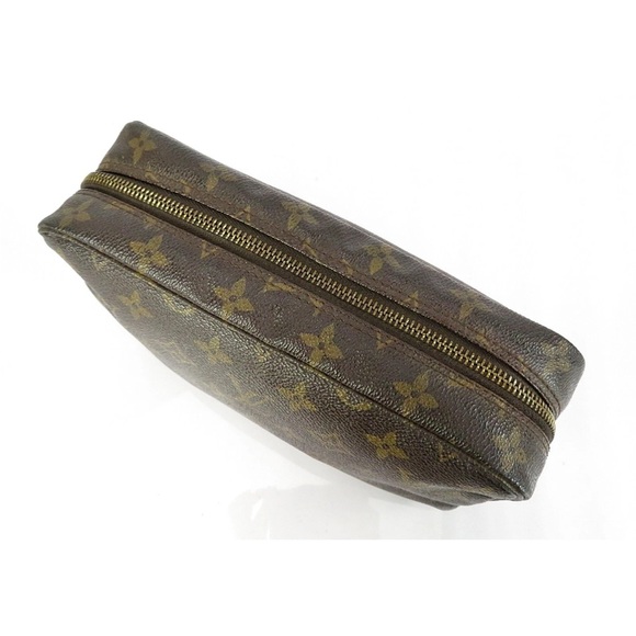 Louis Vuitton Monogram Brown Toiletry Bag - Picture 6 of 16
